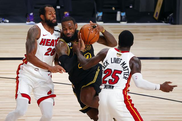 场上判断著 场上判断著